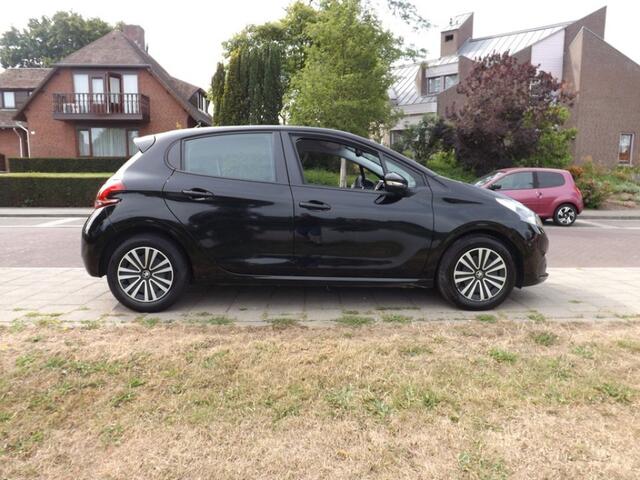 Peugeot 208 1.2 PURETECH ACTIVE AUTOMAAT