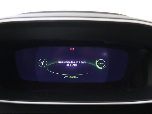 Peugeot 208 1.2 100PK GT | Pack Drive Assist | Panoramadak | Camera | Parkeerhulp V+A |