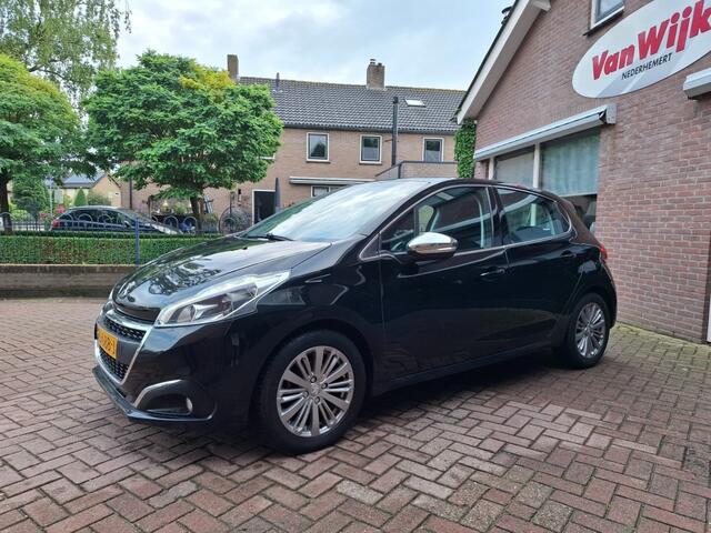 Peugeot 208 1.2pure tech