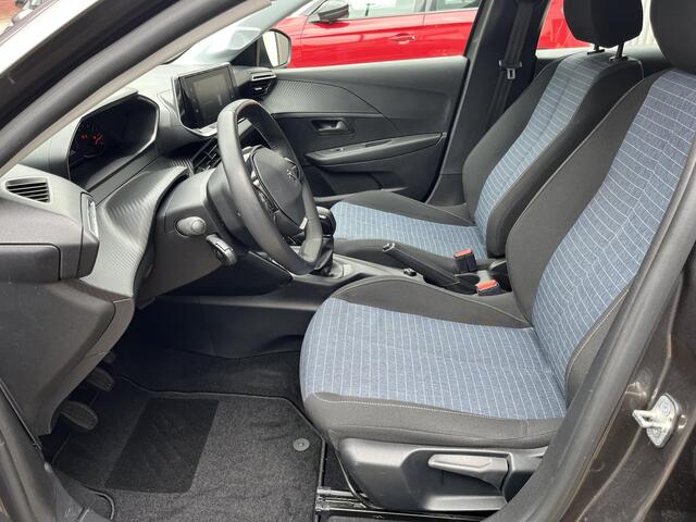 Peugeot 208 1.2 PureTech Active Distributieriem is vervangen, Airco, Navigatie, Cruise Control