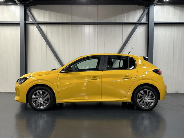Peugeot 208 1.2 75PK Active Pack | AppleCarplay/Android Auto | Navigatie | Parkeersensoren | FULL LED | Lederen Stuurwiel | Airco | Cruise Control | 16" LMV | Isofix |