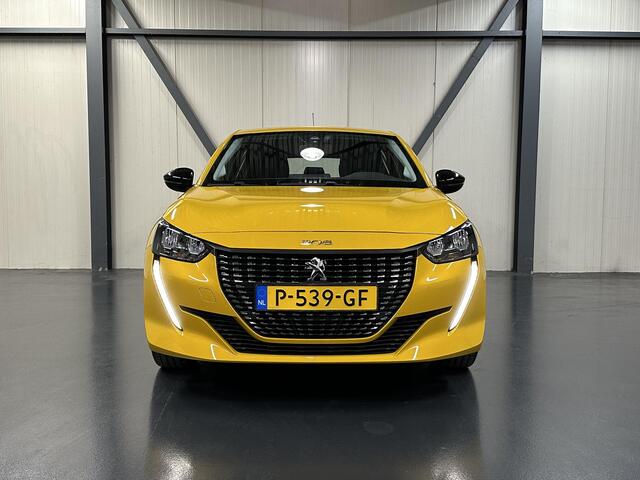 Peugeot 208 1.2 75PK Active Pack | AppleCarplay/Android Auto | Navigatie | Parkeersensoren | FULL LED | Lederen Stuurwiel | Airco | Cruise Control | 16" LMV | Isofix |