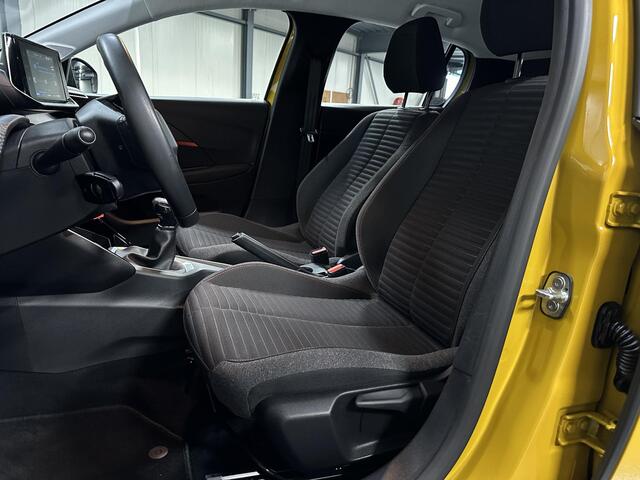 Peugeot 208 1.2 75PK Active Pack | AppleCarplay/Android Auto | Navigatie | Parkeersensoren | FULL LED | Lederen Stuurwiel | Airco | Cruise Control | 16" LMV | Isofix |