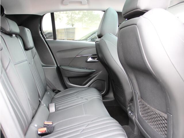 Peugeot 208 1.2 PureTech Allure | Navi / Panoramadak / Leder