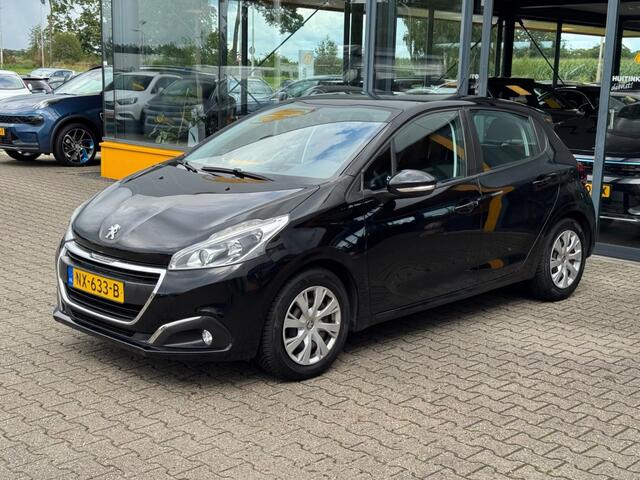 Peugeot 208 1.2 PureTech Blue Lion - navi - sensoren - trekhaak