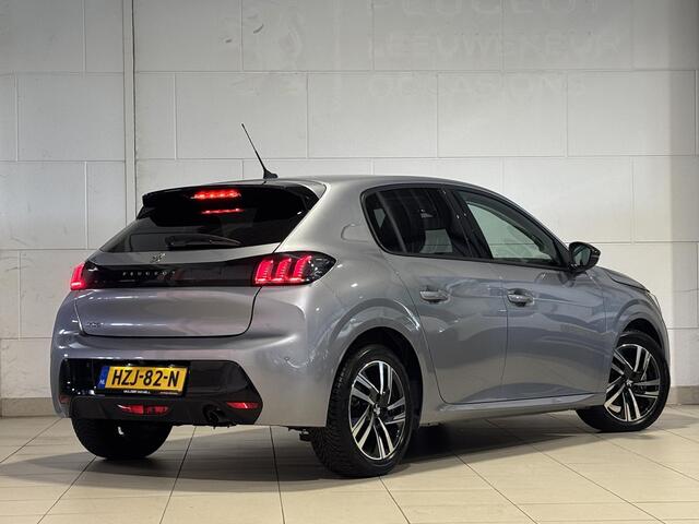Peugeot 208 Allure Pack 1.2 Turbo 100pk | 3D i-COCKPIT | NAVI | CAMERA | CLIMA | CRUISE | APPLE CARPLAY / ANDROID AUTO | ALL-SEASONBANDEN