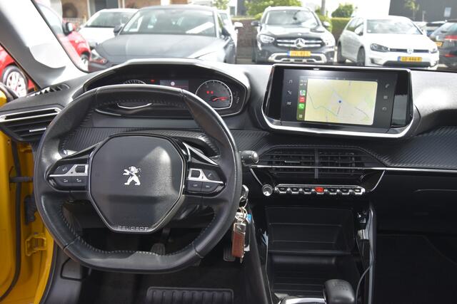 Peugeot 208 1.2 PureTech Active , TREKHAAK , LED KOPL , LMV16 , CR CONTR , AIRCO ,