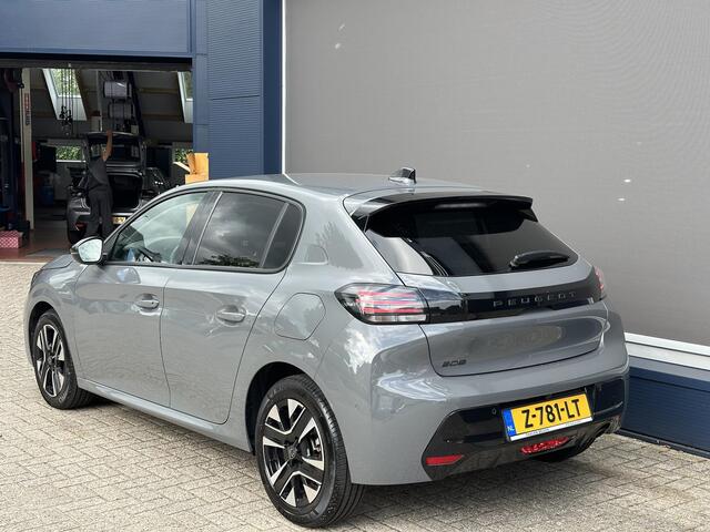 Peugeot 208 1.2 Turbo 100 PK Allure 6-Bak | Navigatie via Telefoon | Stoelverwarming | 360 Graden Camera | Adaptieve Cruise Control | LED Verlichting | Climate Control | Dode Hoek Detectie | Voor + Achter Parkeersensoren | 16" Lichtmetalen Velgen |