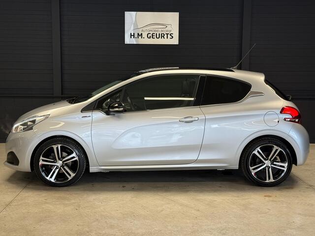 Peugeot 208 1.2 GT-line Leder Navi Camera Pano Xenon Cruise Super Uitgevoerd!