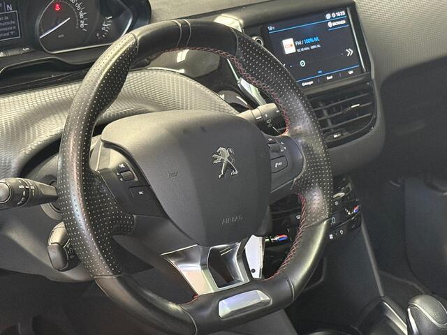 Peugeot 208 1.2 GT-line Leder Navi Camera Pano Xenon Cruise Super Uitgevoerd!