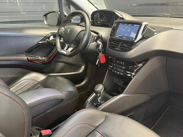 Peugeot 208 1.2 GT-line Leder Navi Camera Pano Xenon Cruise Super Uitgevoerd!