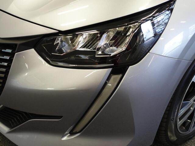 Peugeot 208 1.2 PureTech 100pk Aut. Allure Pack Navigatie Apple Carplay/Android Auto Camera Parkeersensor achter Cruise Control Virtual Cockpit Climate Control Getinte ramen