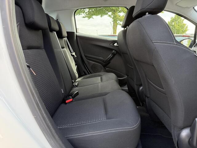 Peugeot 208 1.2 PureTech Allure 1e Eigenaar,Navi,Camera,Clima,Cruise,PDC,LM Velgen,APK tot 05-2026