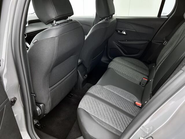 Peugeot 208 100Pk Allure | Rijklaar | Parkeersensoren rondom | navigatie |