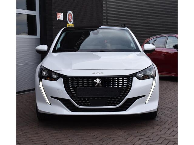 Peugeot 208 1.2 PureTech 100 PK Allure | Trekhaak | Carplay | Panodak | Incl. garantie