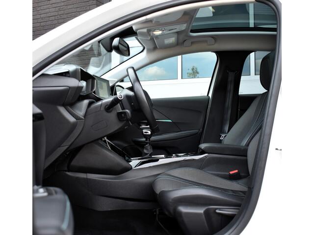 Peugeot 208 1.2 PureTech 100 PK Allure | Trekhaak | Carplay | Panodak | Incl. garantie
