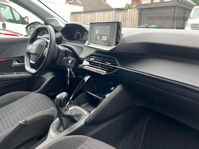 Peugeot 208 1.2 PureTech Active Clima Navi Pdc