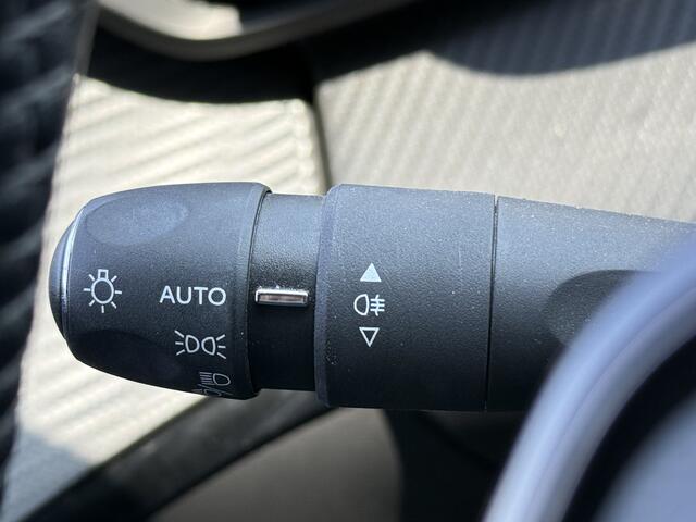 Peugeot 208 BWJ 2020 1.2 101 PK Allure CAMERA / VIRTUAL COCKPIT / CLIMA / NAVI / CRUISE / LMV / MULTFUNCT. STUUR