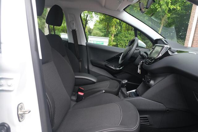 Peugeot 208 1.2 PureTech 82pk Blue Lion | Navi | App Connect | Airco | Cruise | PDC