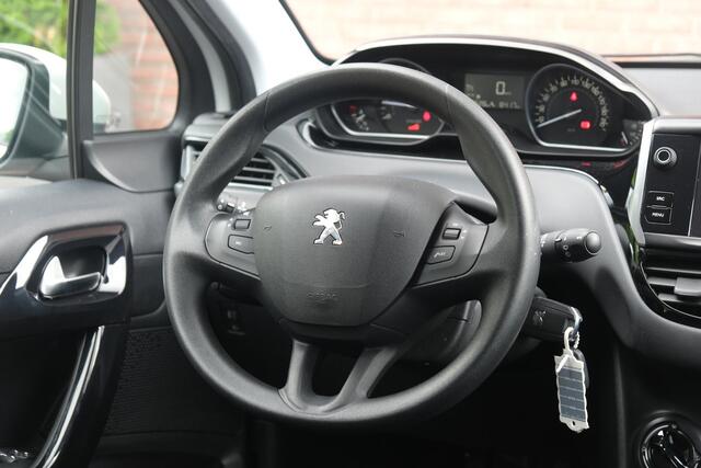 Peugeot 208 1.2 PureTech 82pk Blue Lion | Navi | App Connect | Airco | Cruise | PDC