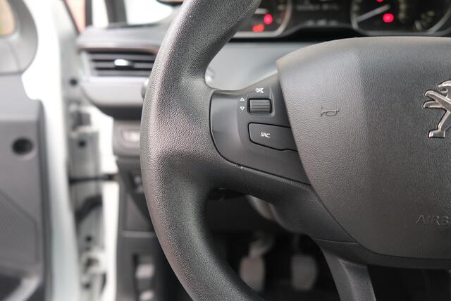 Peugeot 208 1.2 PureTech 82pk Blue Lion | Navi | App Connect | Airco | Cruise | PDC