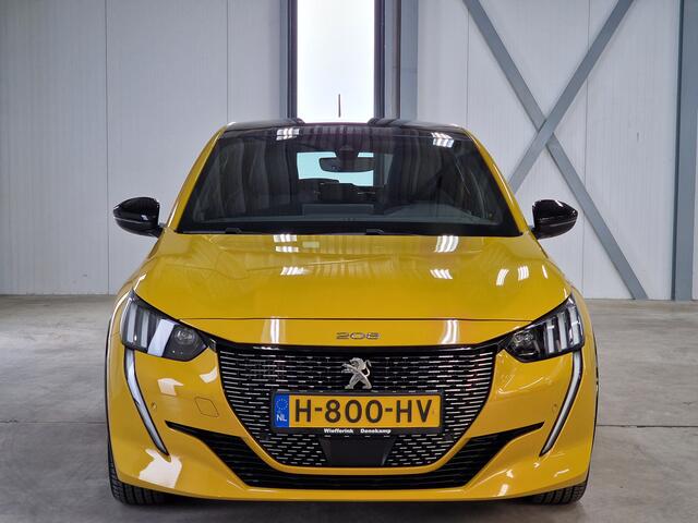 Peugeot 208 1.2 PureTech GT 130 pk Aut. | Navi | Camera | Pano |