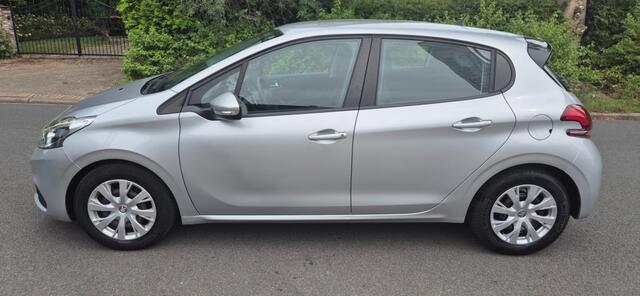 Peugeot 208 1.2 Pure Tech Active Cruise control*airco*automaat*