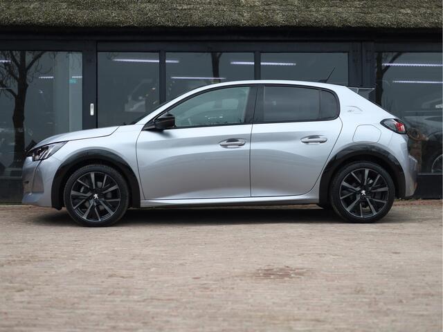 Peugeot 208 1.2 PureTech GT 130pk Panorama dak | Applecarplay | 360 camera