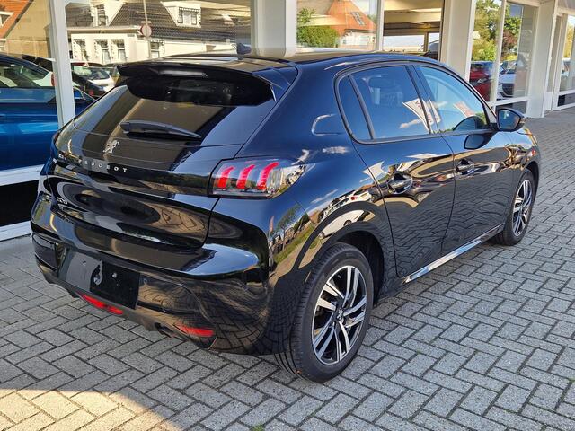 Peugeot 208 1.2 PureTech 100 Allure | Climate & Cruise Control | Achteruitrijd Camera | Apple Carplay/Android Auto | Stoelverwarming |