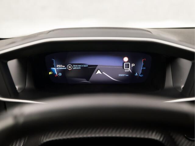 Peugeot 208 1.2 PureTech Allure Sport Automaat (VIRTUAL COCKPIT, APPLE CARPLAY, GROOT NAVI, LEDER, 360 CAMERA, SPORTSTOELEN, GETINT GLAS, LM VELGEN, CRUISE, NIEUWSTAAT)