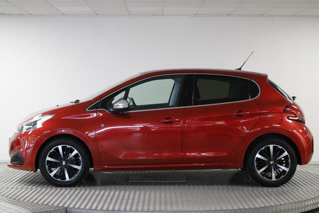 Peugeot 208 1.2 PureTech Tech Edition 110 PK. Carplay | Clima | Cruise | Camera.
