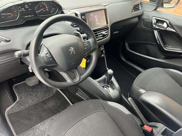 Peugeot 208 PureTech 82 Active | Automaat | Sensoren achter | Cruise Control |
