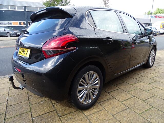 Peugeot 208 1.2 PT ALLURE 131 Pk-Navi-Clima-Cruise-Pdc-Blth-