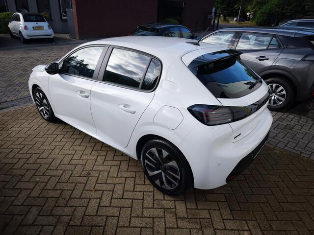 Peugeot 208 1.2 PureTech 100 Active Apple carplay / Android Auto