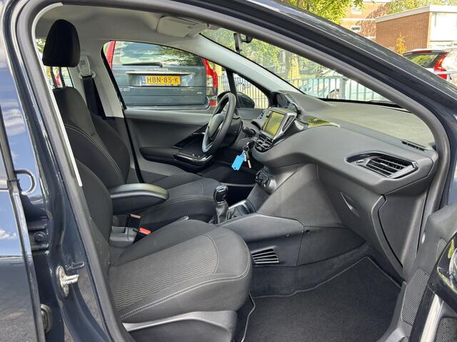 Peugeot 208 1.2 PureTech Blue Lion