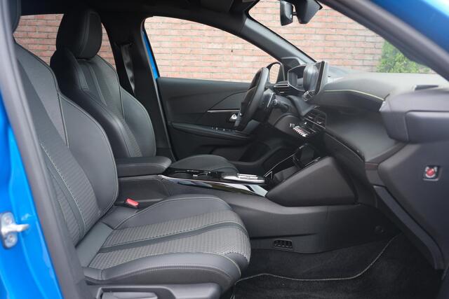 Peugeot 208 1.2 Hybrid 145pk e-DCS6 GT | Navi | App Connect | Climate | Adaptive Cruise | Keyless | Camera | Blind Spot | PDC