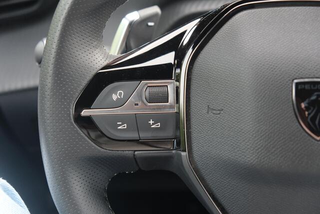 Peugeot 208 1.2 Hybrid 145pk e-DCS6 GT | Navi | App Connect | Climate | Adaptive Cruise | Keyless | Camera | Blind Spot | PDC