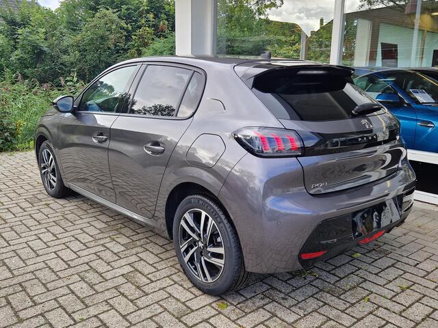 Peugeot 208 1.2 PureTech 100 Allure | Climate & Cruise Control | Achteruitrijd Camera | Apple Carplay/Android Auto | Stoelverwarming |