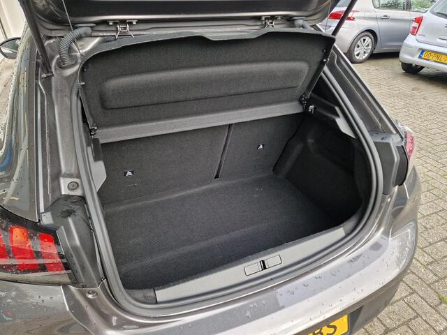 Peugeot 208 1.2 PureTech Active | Airco & Cruise Control | Apple Car Play/Android Auto |