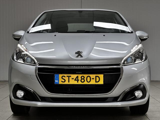 Peugeot 208 1.2 PureTech Blue Lion/ LED Dagrijverl/ Apple+Android/ DAB+/ Airco/ Navi/ Cruise/ Bluetooth/ Multi.Stuur/ Elek.Pakket/ Isofix/ PDC Achter.