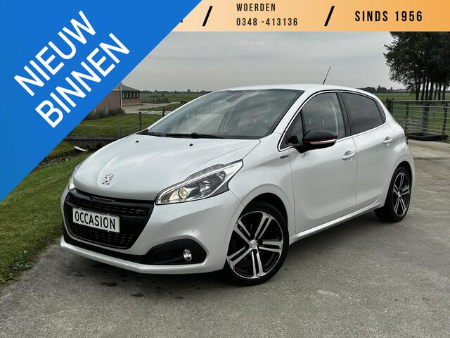 Peugeot 208 1.2 PureTech GT-Line | 110 PK | CARPLAY | CAMERA | LEER | NAVIGATIE | NL-AUTO | CRUISE