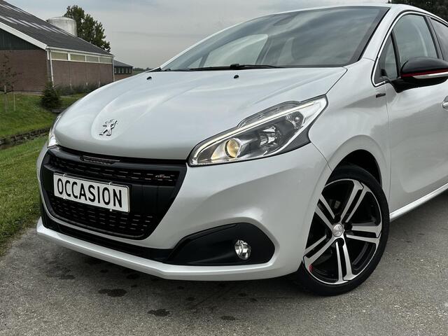 Peugeot 208 1.2 PureTech GT-Line | 110 PK | CARPLAY | CAMERA | LEER | NAVIGATIE | NL-AUTO | CRUISE