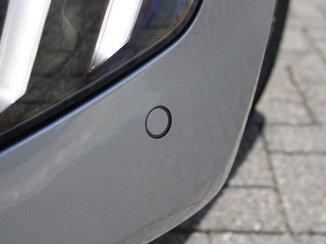 Peugeot 208 Allure 1.2 Hybrid 100PK e-DCS6 Automaat Keyless, Navigatie, Achteruitrijcamera, Stoelverwarming, Adaptieve Cruise Control