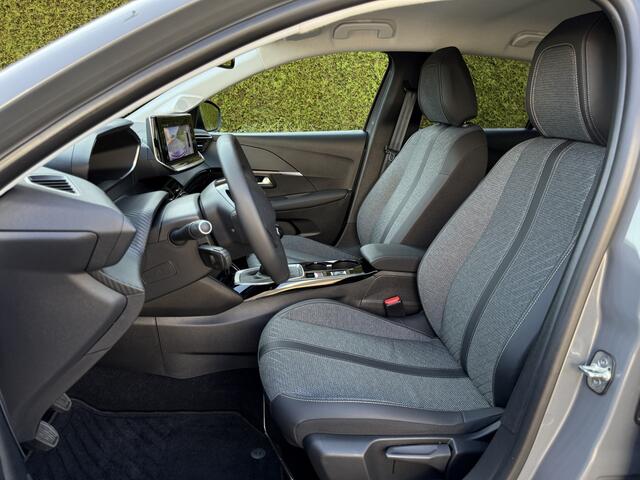 Peugeot 208 1.2 PureTech 100pk Allure Vision-Pack l ACC l BLIS l 360° CAMERA l ECC l LED l NAVI.
