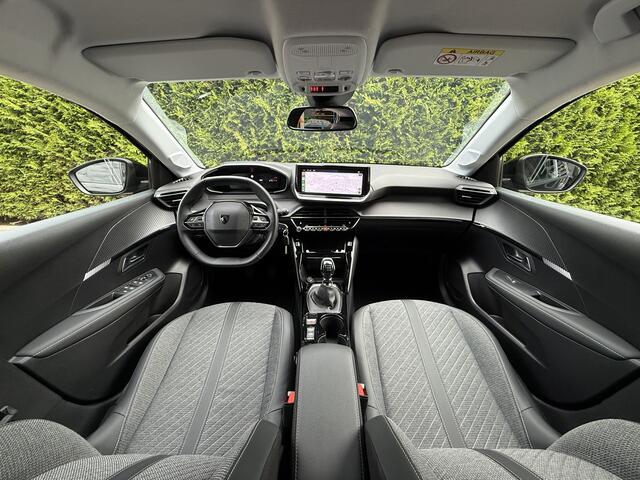 Peugeot 208 1.2 PureTech 100pk Allure Vision-Pack l ACC l BLIS l CAMERA l ECC l LED l NAVI l 12.000km