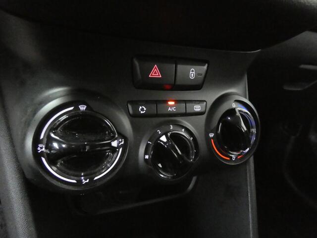 Peugeot 208 1.2 PureT. Signature Nwe APK