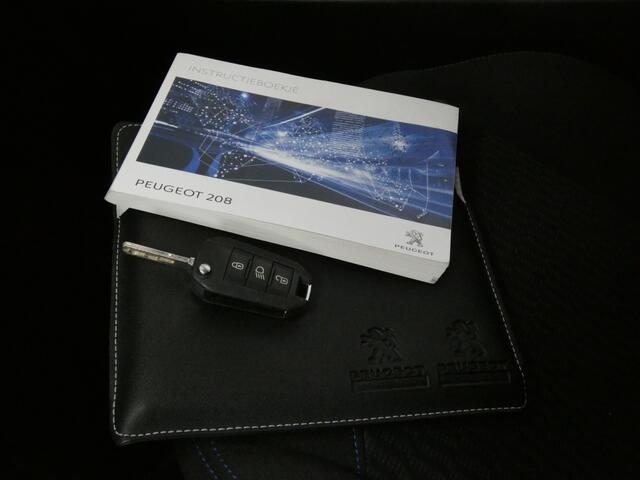 Peugeot 208 1.2 PureT. Signature Nwe APK