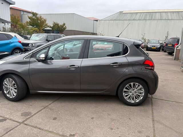 Peugeot 208 1.2 PureTech Allure