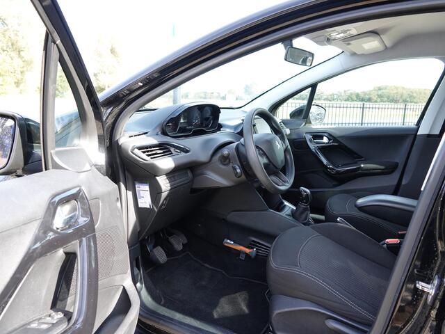 Peugeot 208 1.2 PureTech Blue Lion NAVI | CRUISE | PDC | BT-TEL | AIRCO