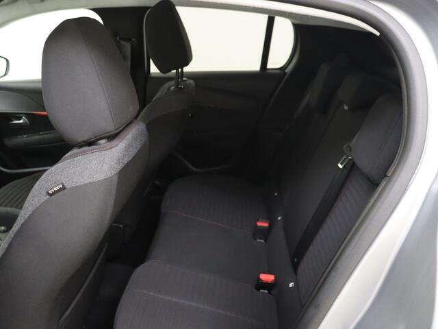Peugeot 208 1.2 PureTech Active Pack | Airco | Parkeersensoren | Navigatie